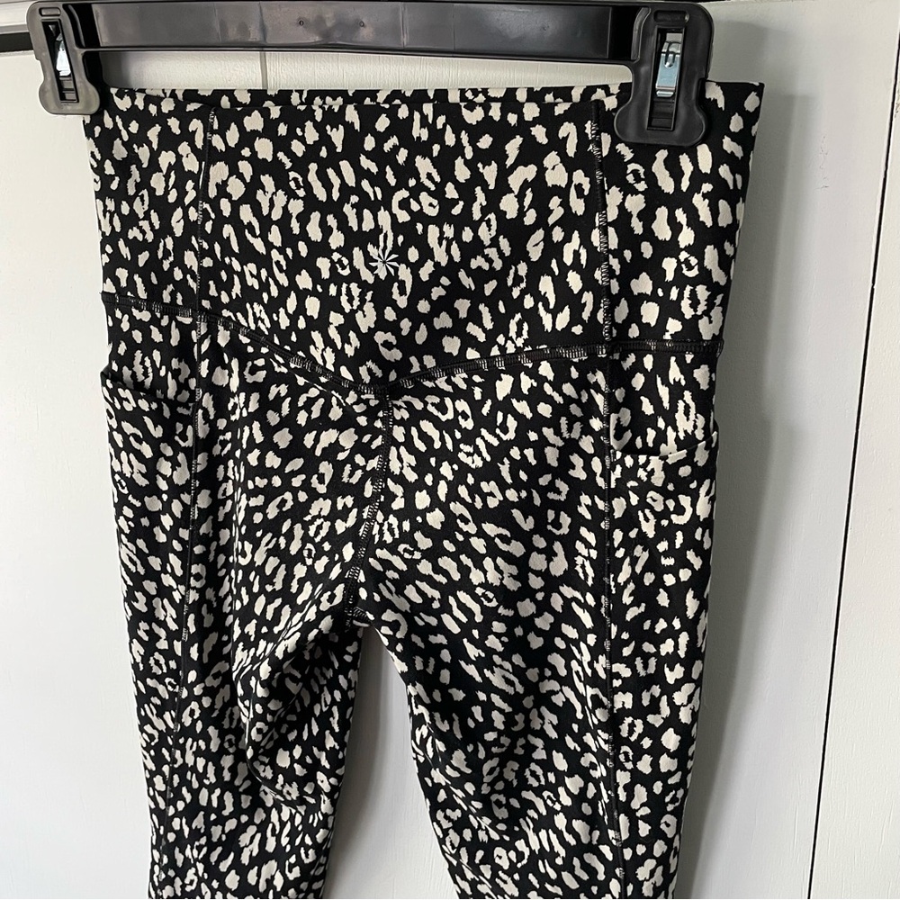 Athleta Leggings 7/8 Length Small - Picture 5 of 5
